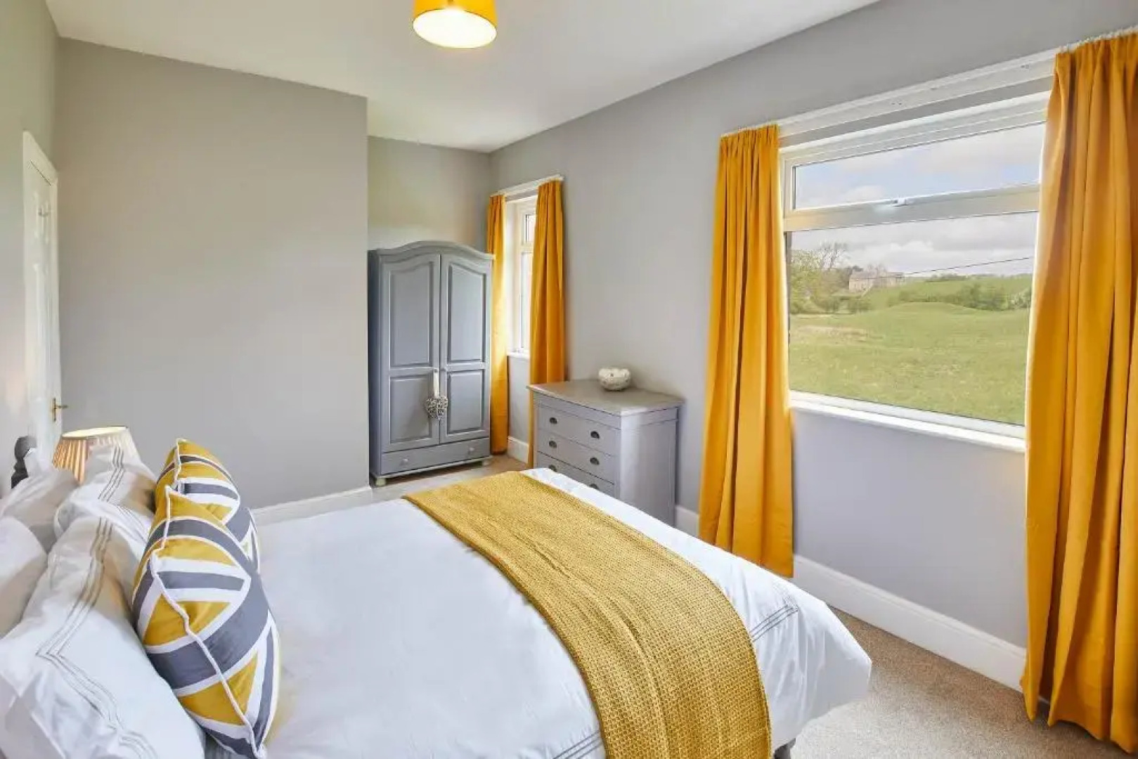 Host Stay Ramblers Rest Cottage