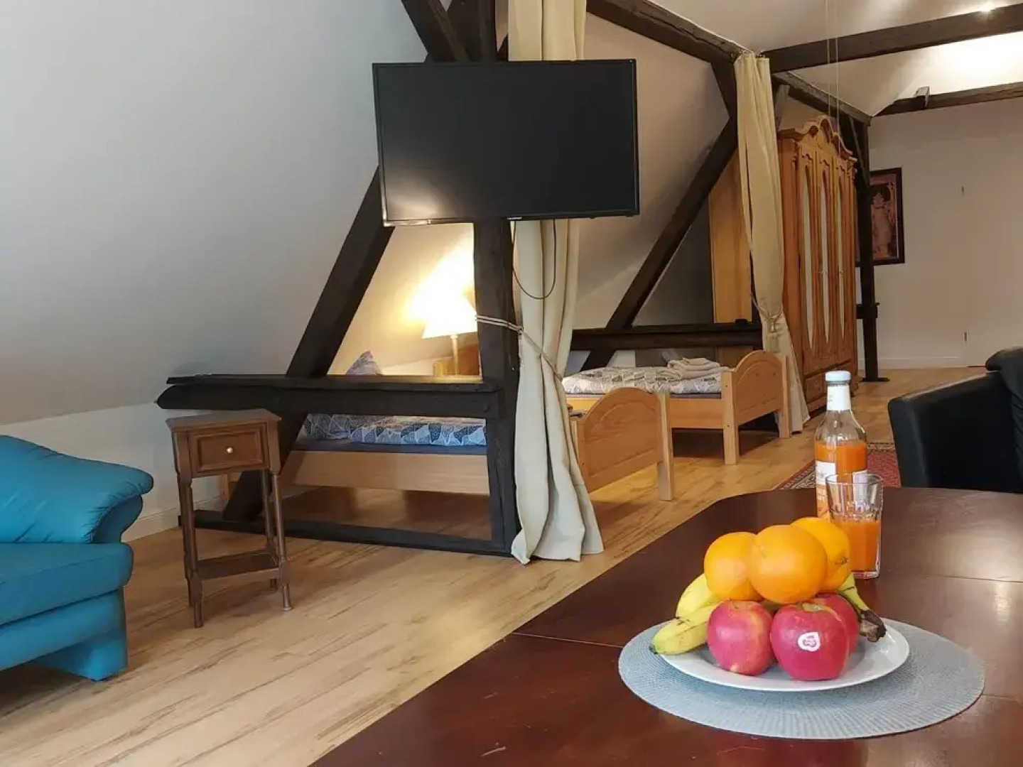 Lounge an der Kirche