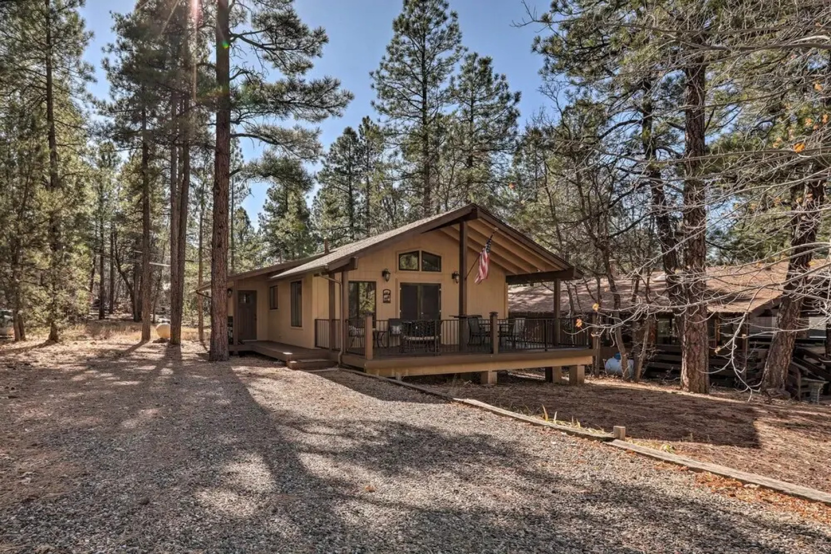 Munds Park Mountain Getaway: Hike, Golf & Unwind!