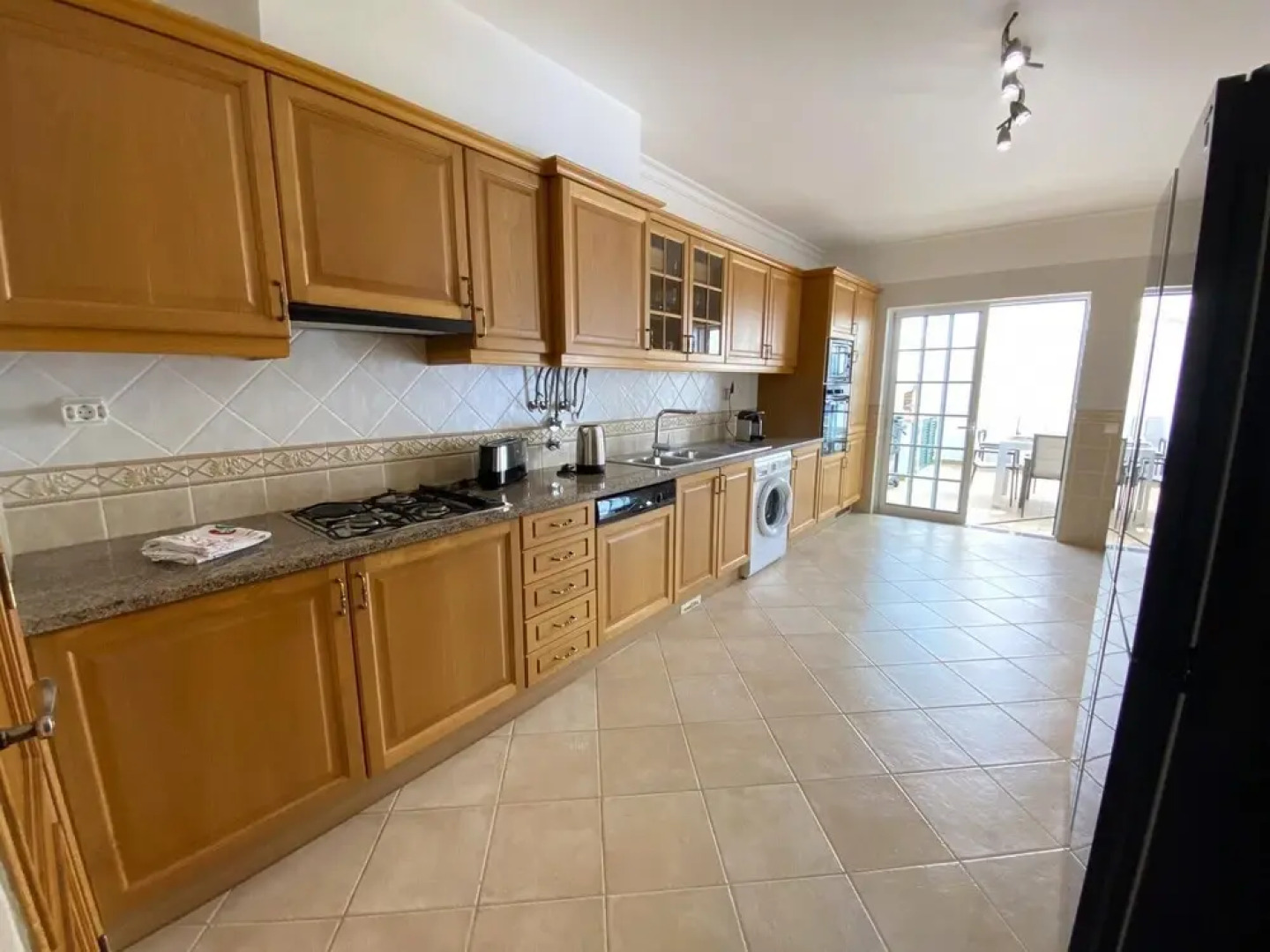 P RA Amazing Villa With Pool by Homing