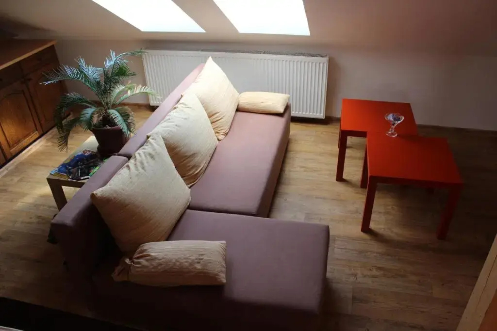 Orange Loft Apartment