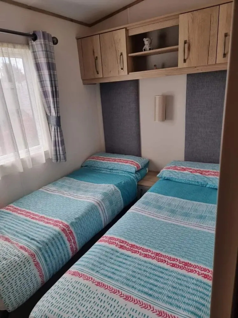 Stunning 2-bed Caravan in Prestatyn dog Friendly
