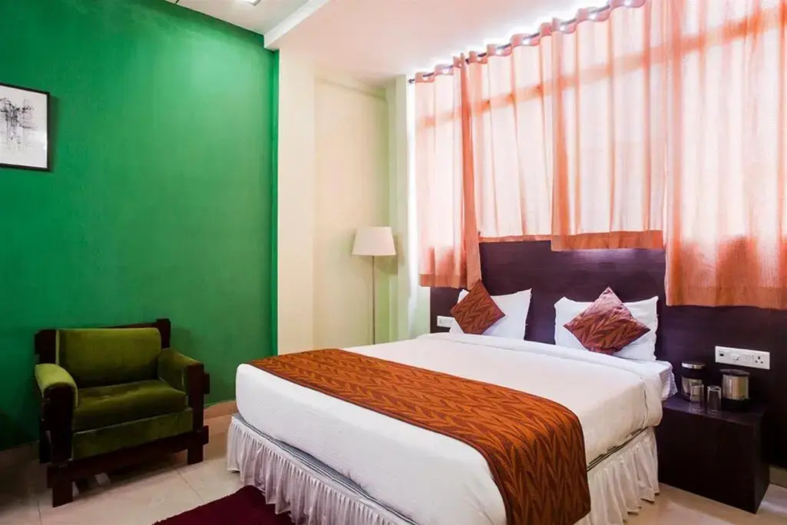 OYO Premium Patrika Chauraha Allahabad