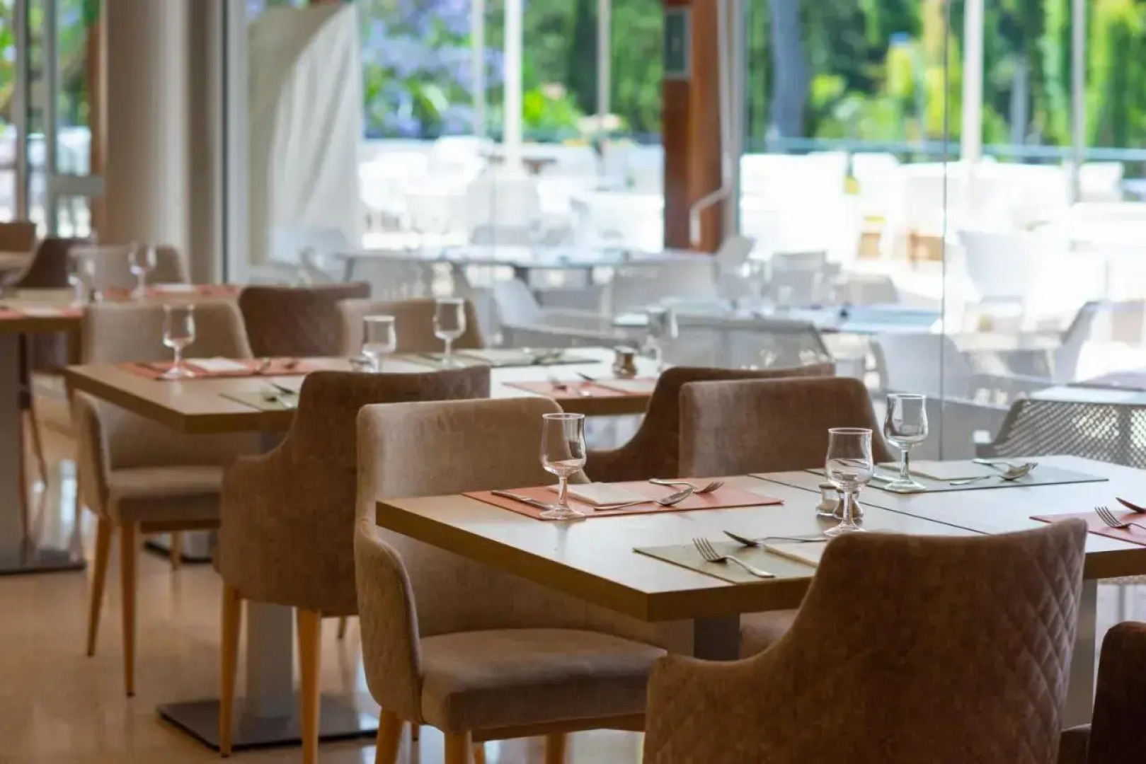 Valentin Grand Park Suite Hotel