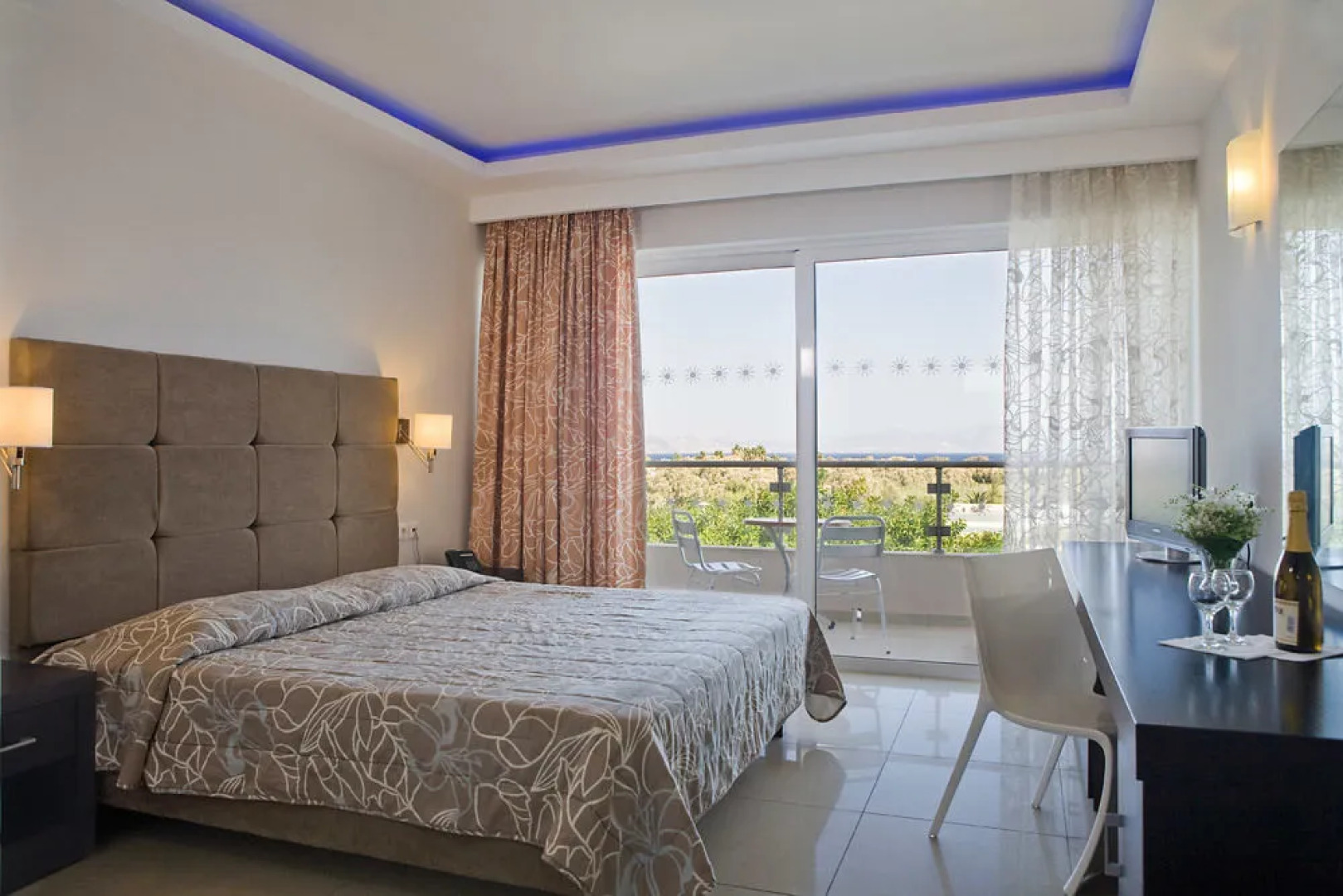 Sun Palace Resort & Spa - All Inclusive