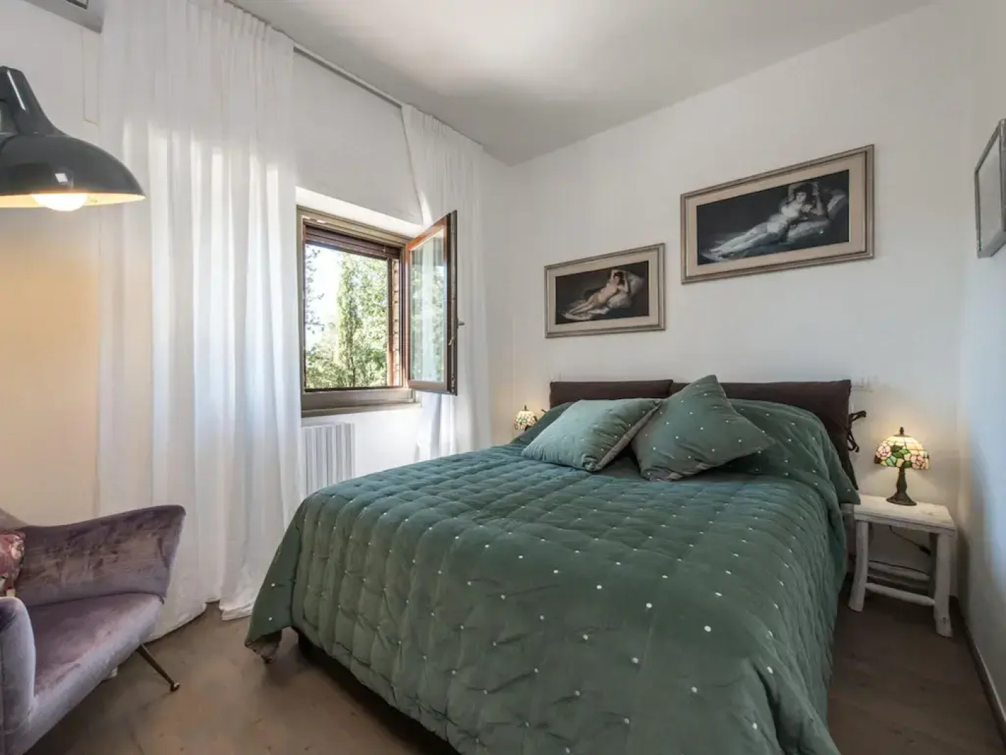 Apartment near Cortona with a Beautiful View and Garden