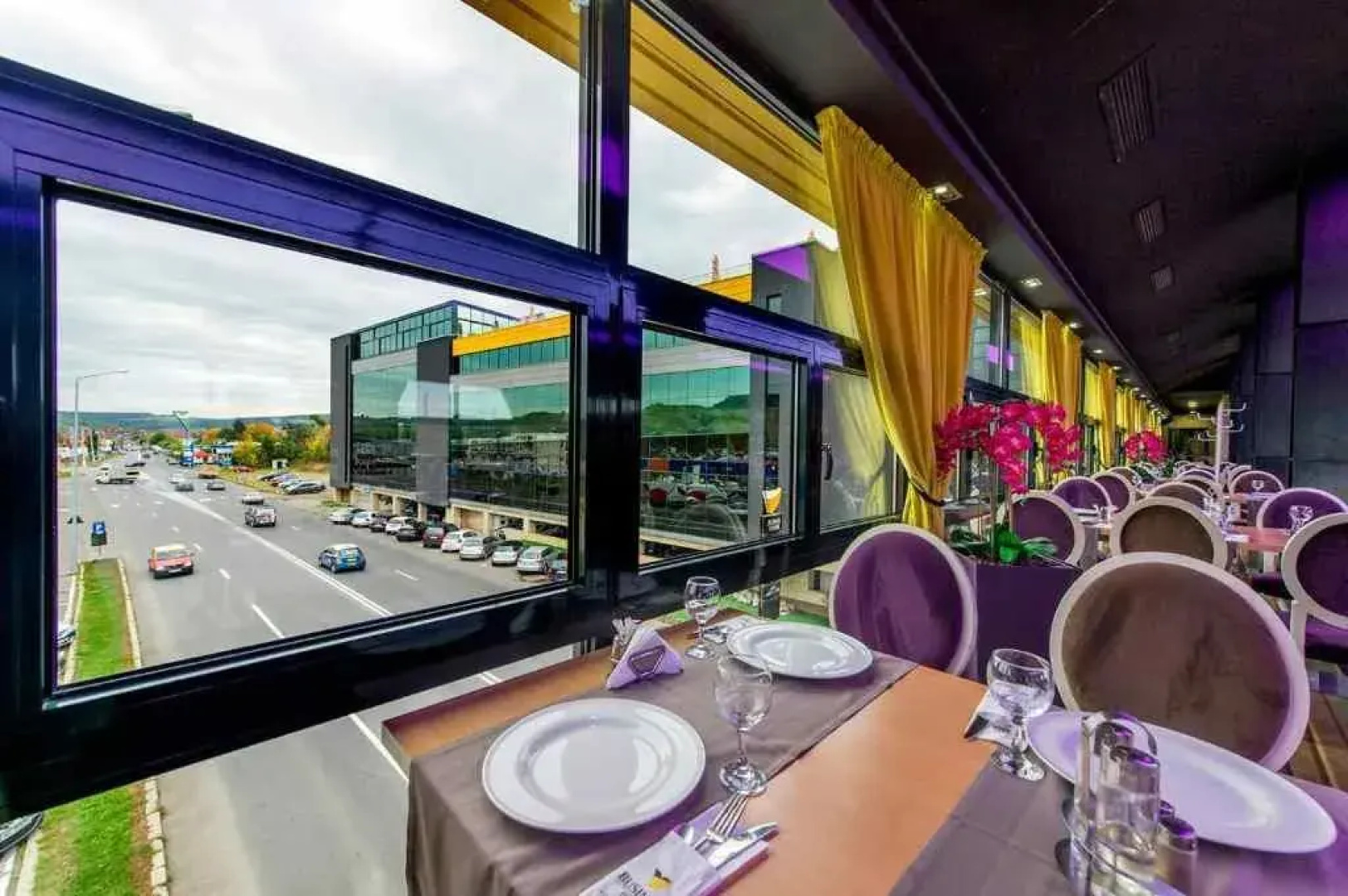 Business Hotel Conference Center & Spa