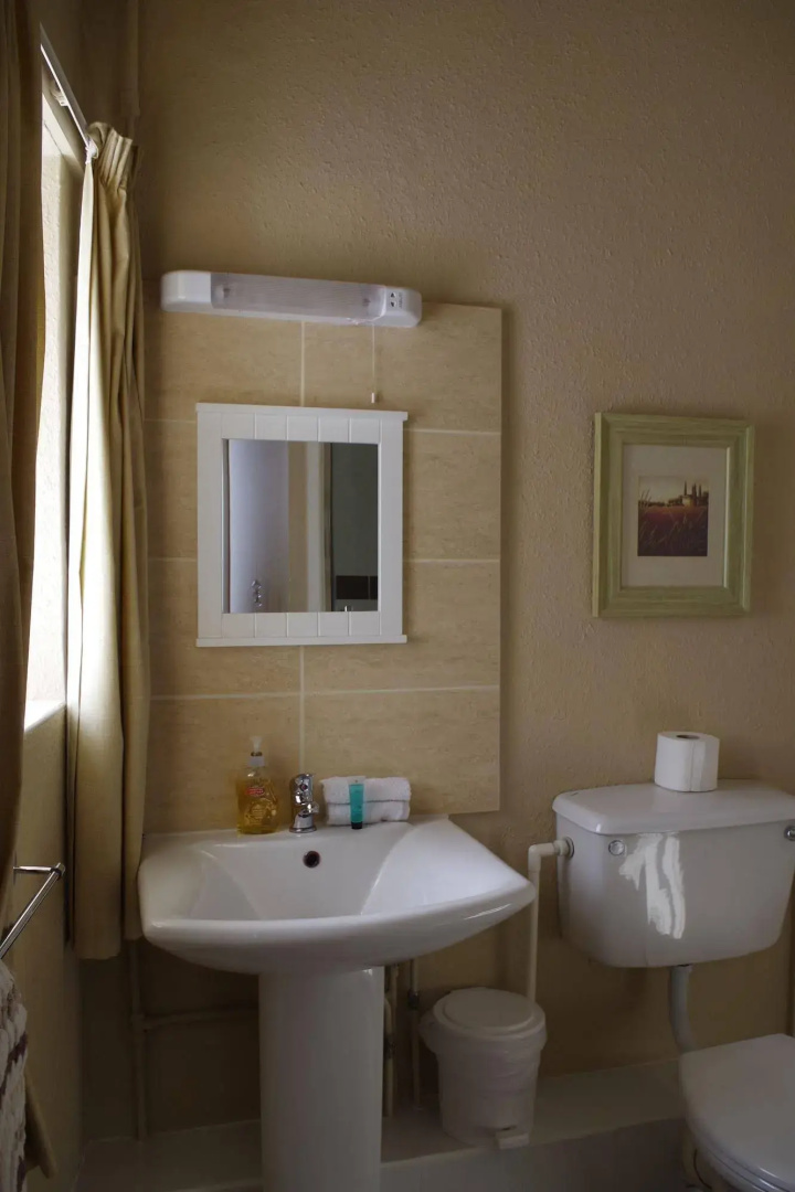 Sarnia Guest House