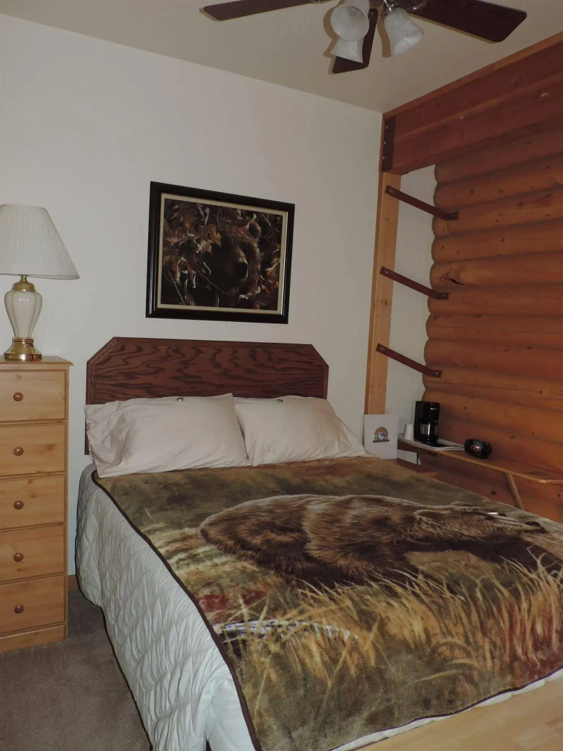 Beluga Lookout Lodge and RV Park