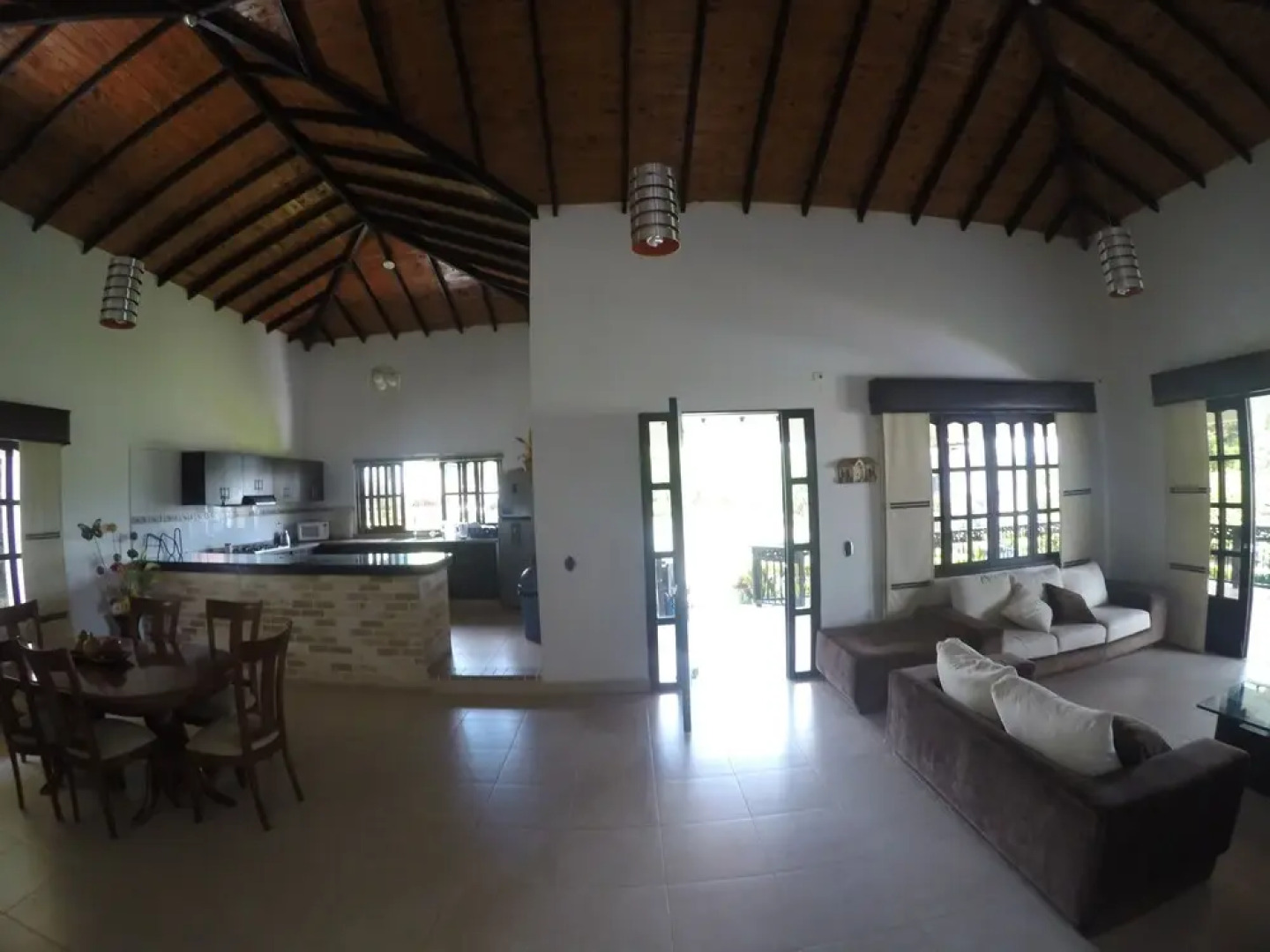 Mansion del Lago Calima