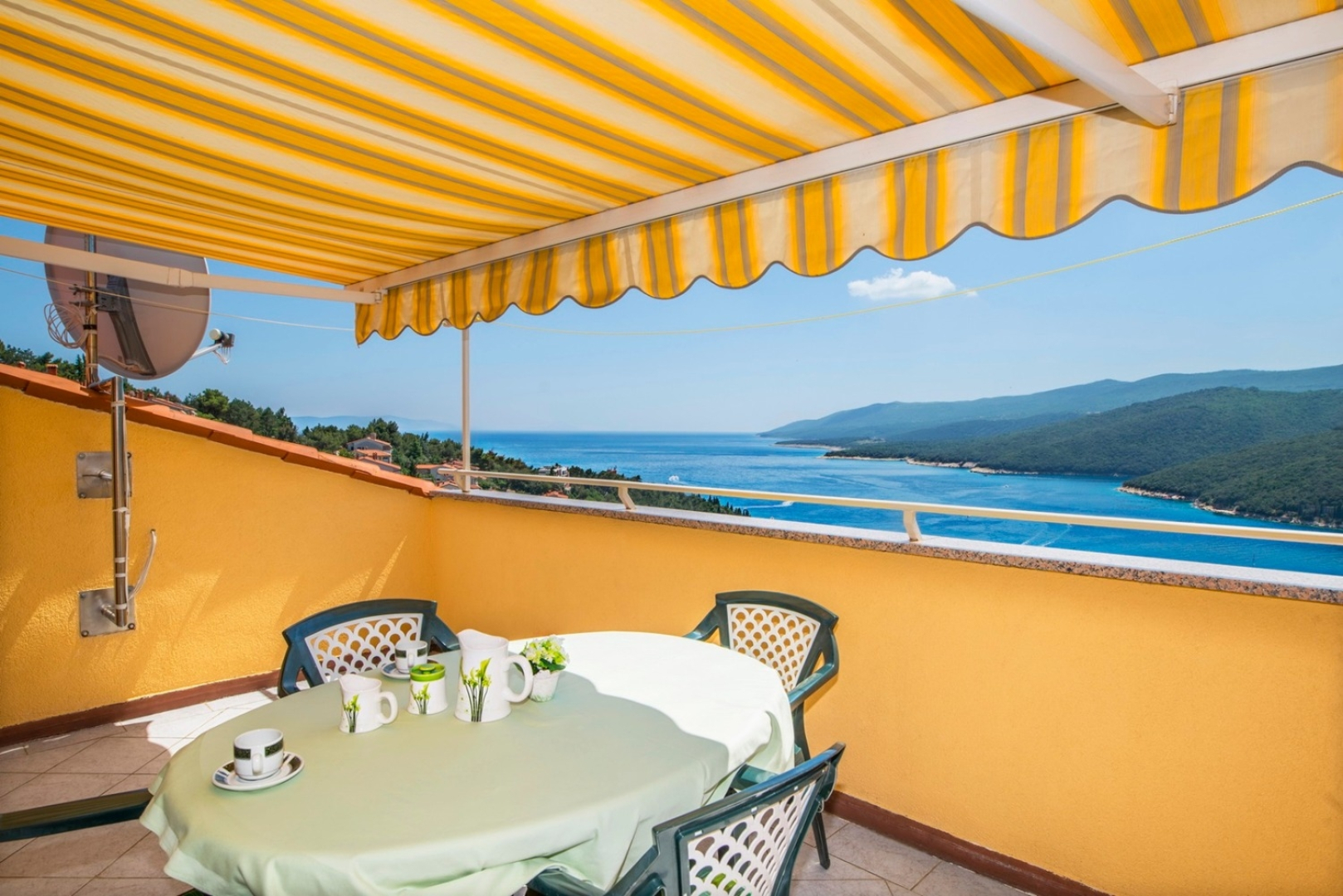 Apartment Gracia - with great view: A3-mansarda Rabac, Istria