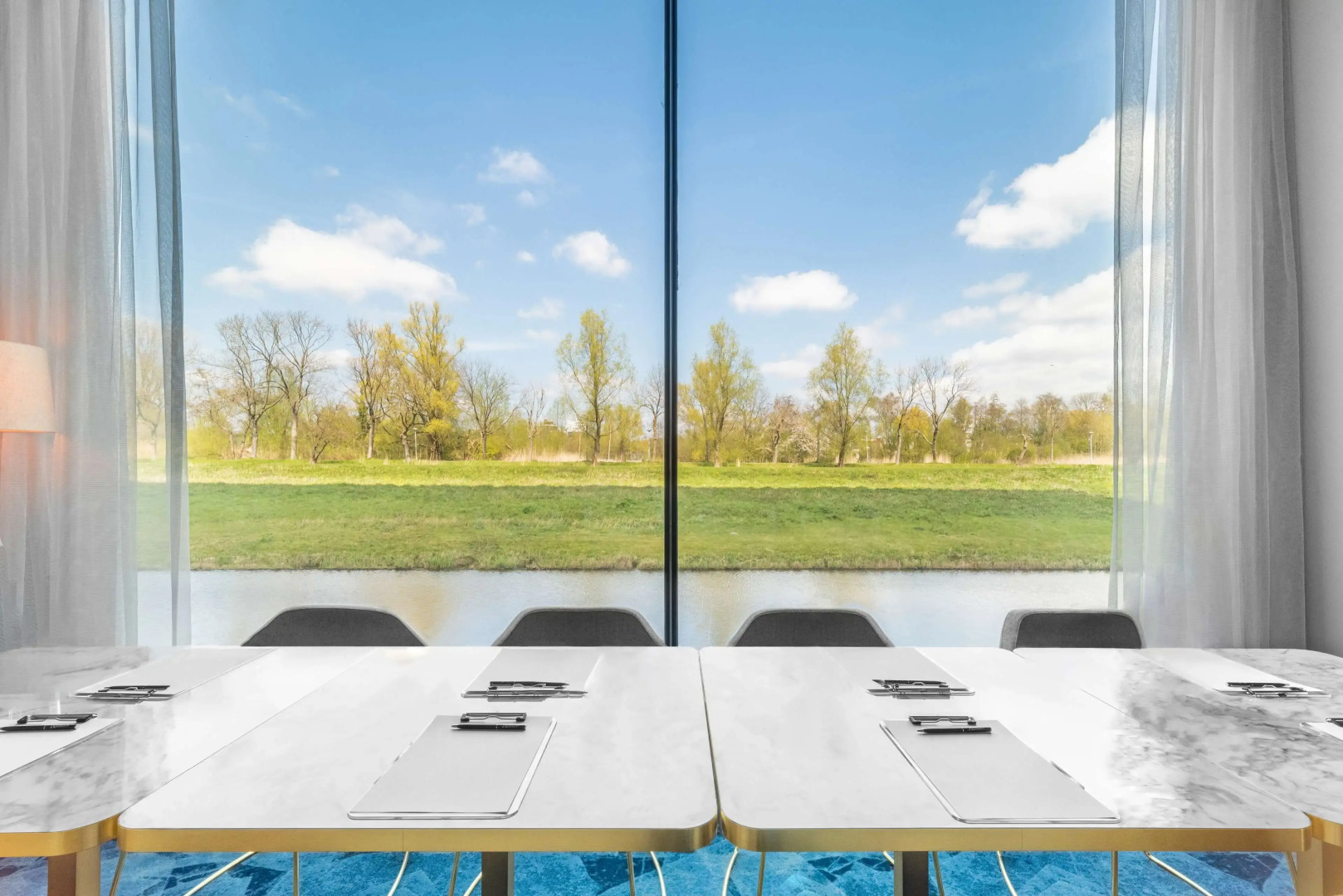 Radisson Hotel &Suites Amsterdam South