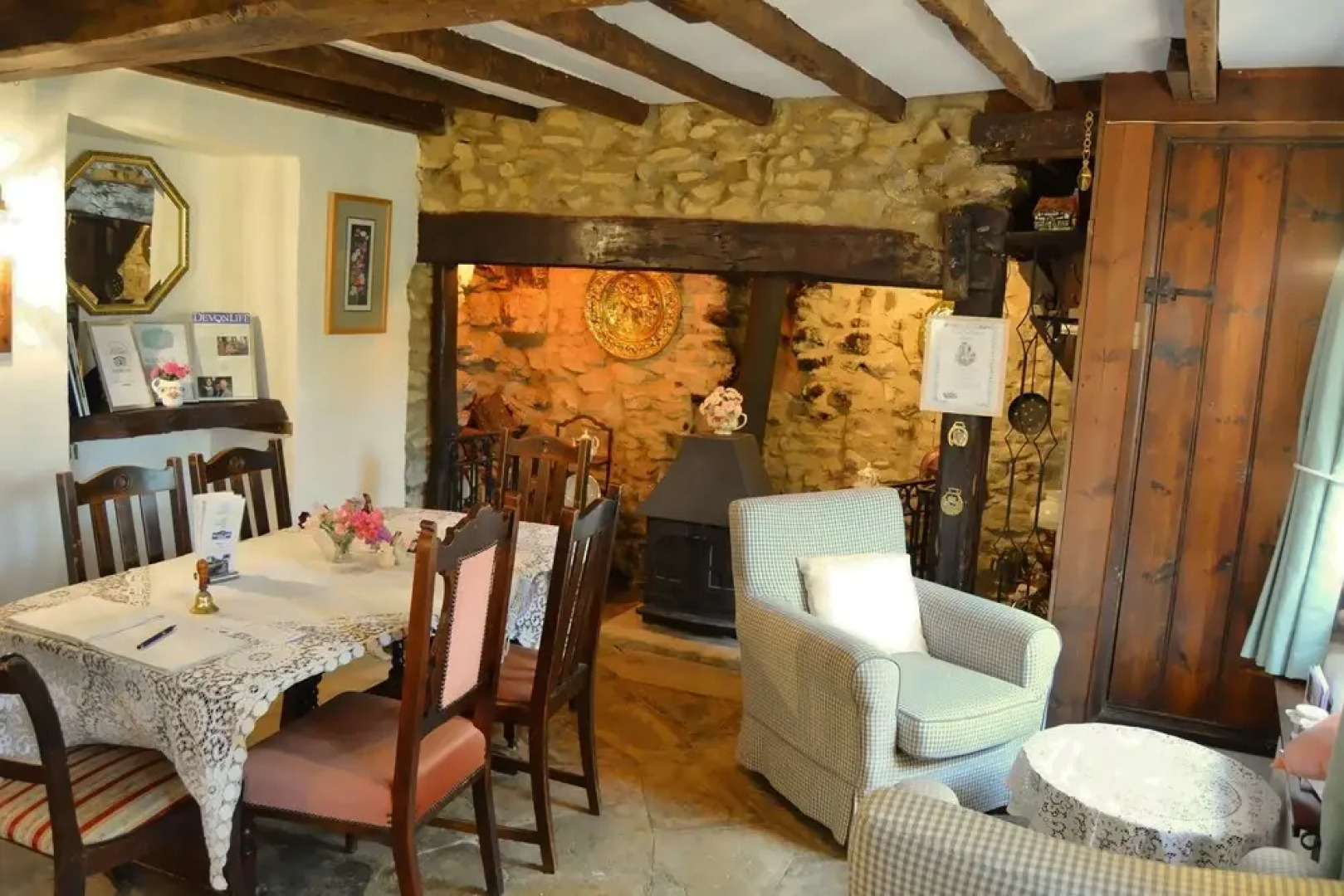 Unique rural retreat on a lovely 15 acre smallholding with award winni