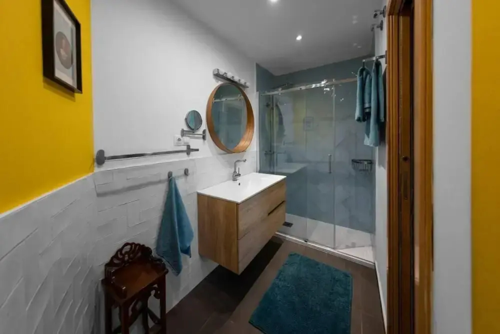 Seaviews-gijon-parking-2br-walk to Beach-wifi