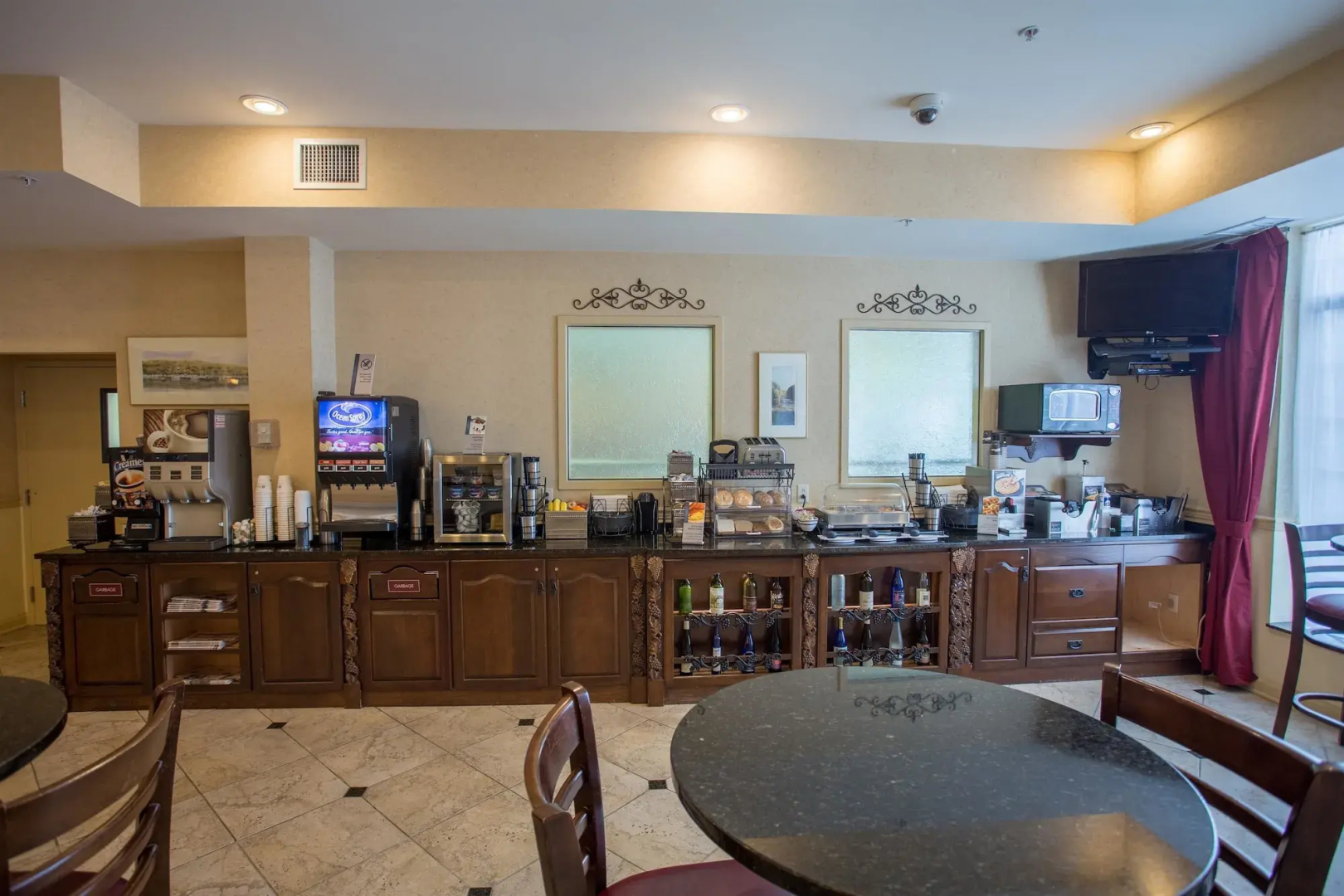 Best Western Plus Vineyard Inn & Suites