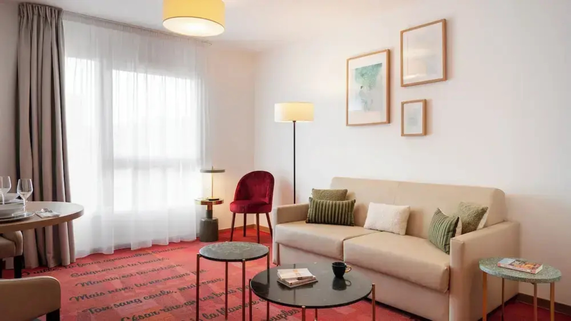 Отель Residhome Quai d'Ivry