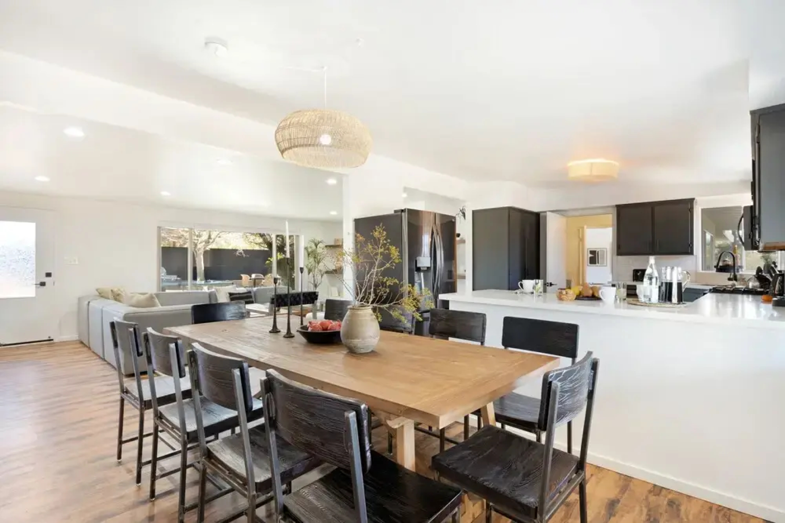 Acacia By Avantstay - Modern J Tree Escape w Cowboy Pool, Fire Pit, Ping Pong & Pool Table