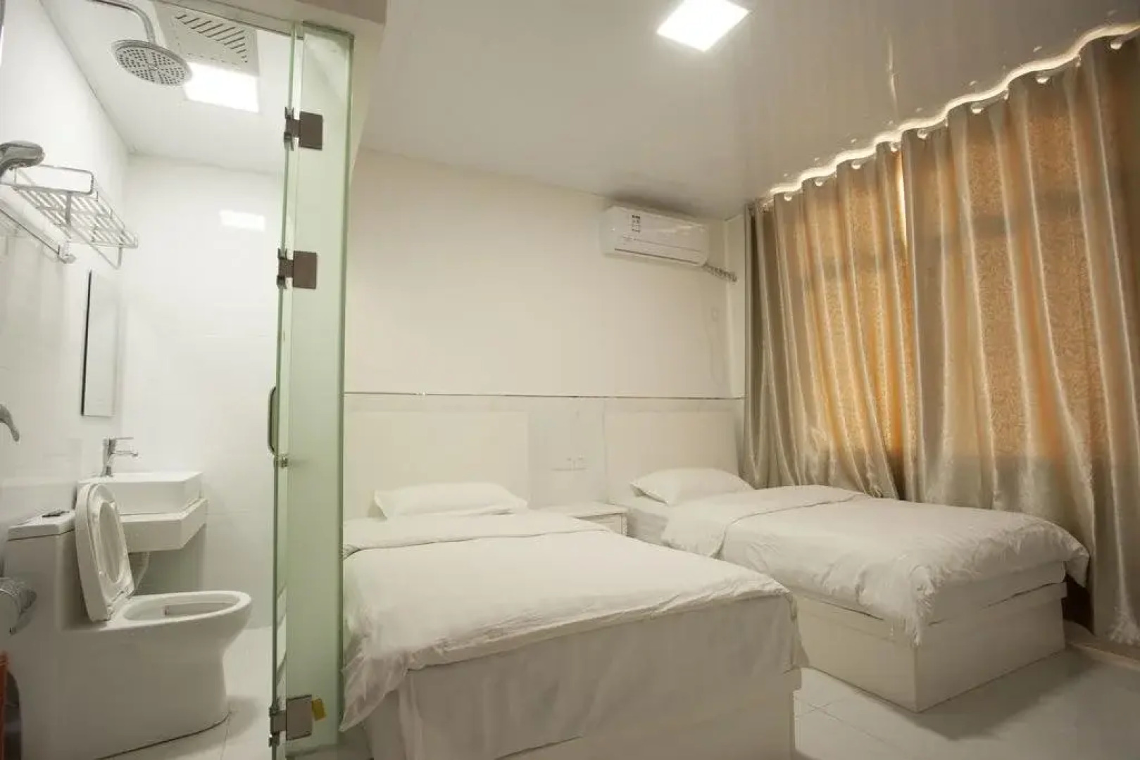 Jiujiang Hongfeng Hotel