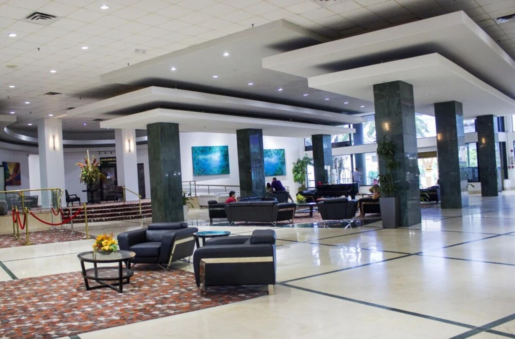 Ocean View Miami Beach Apartment