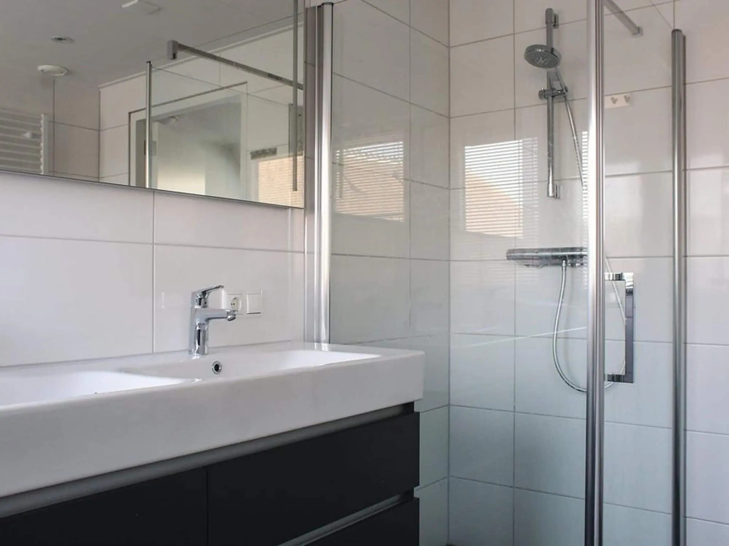 Villa in Friesland With Waterfront Garden