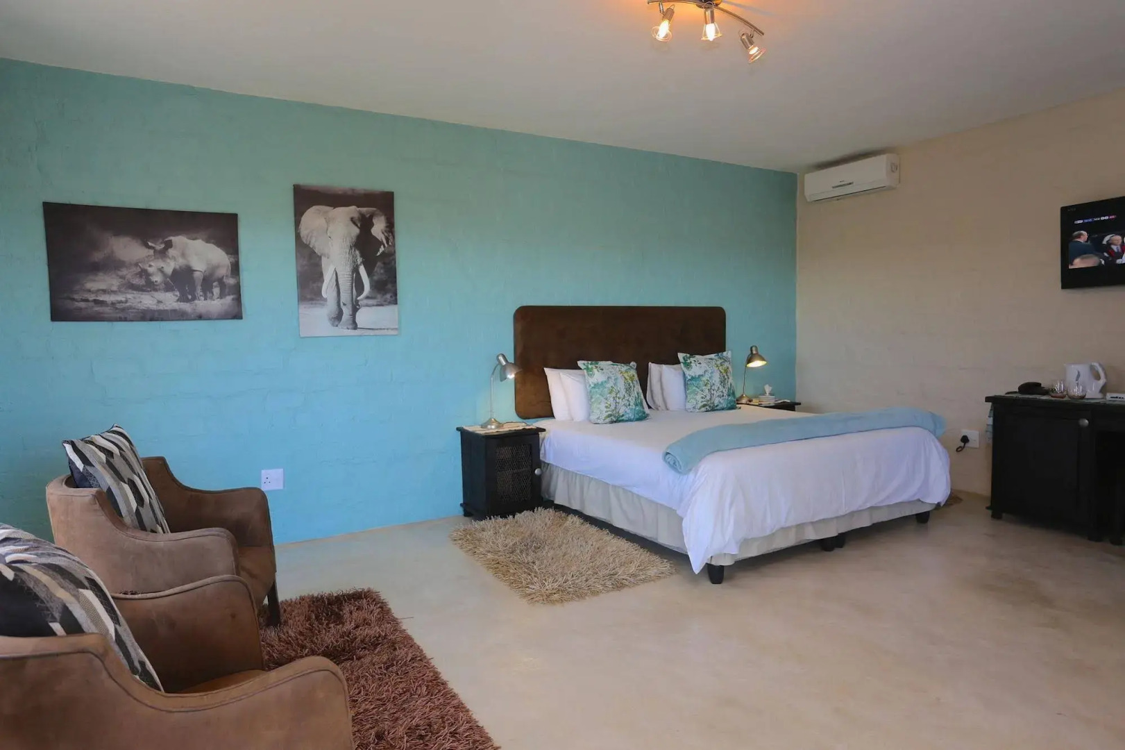 River Crossing Lodge