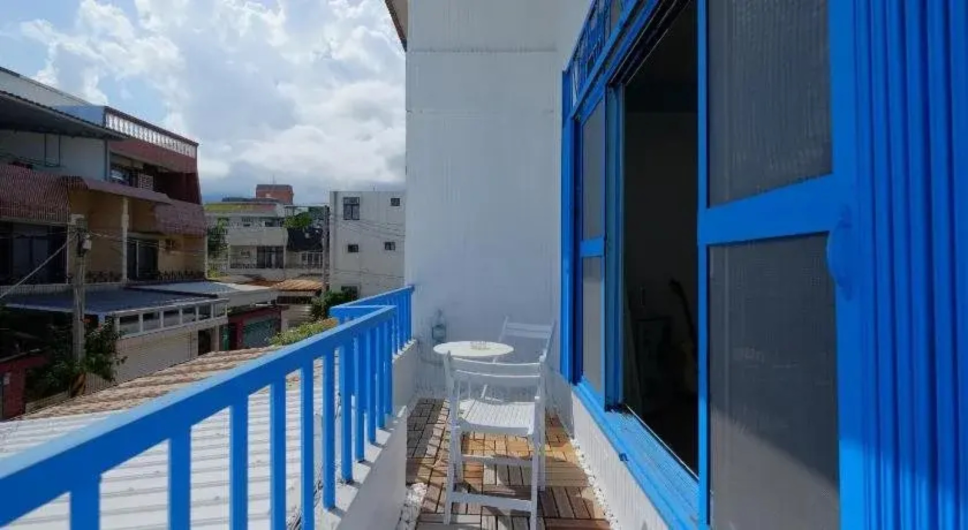 Greece Hand For Hualien