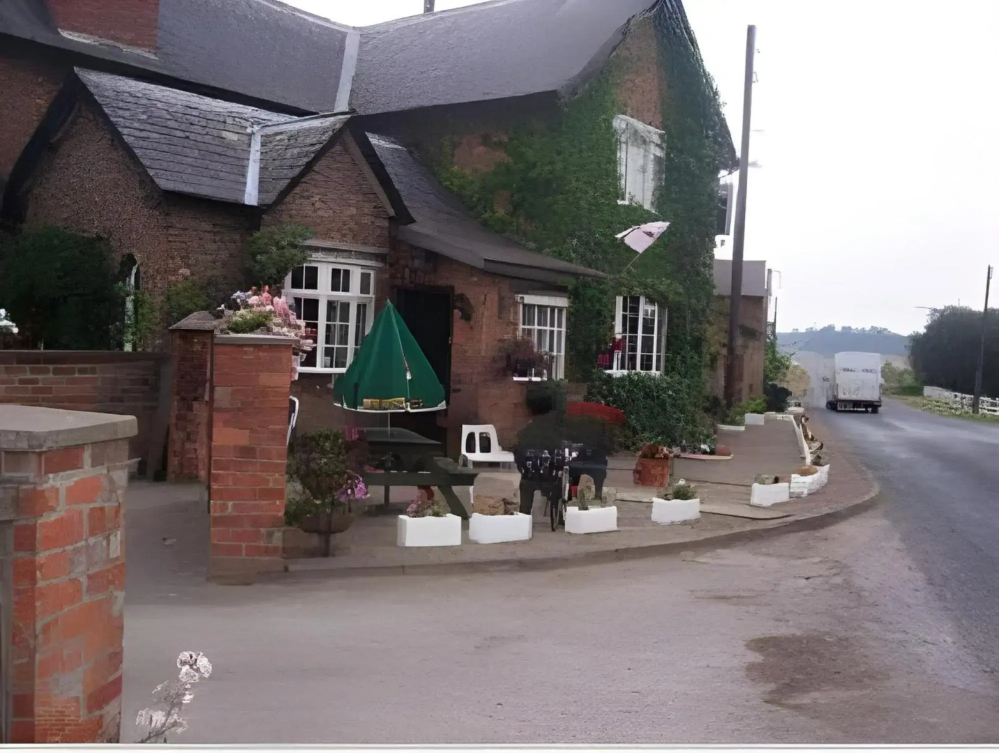 Thompsons Arms Holiday Cottages