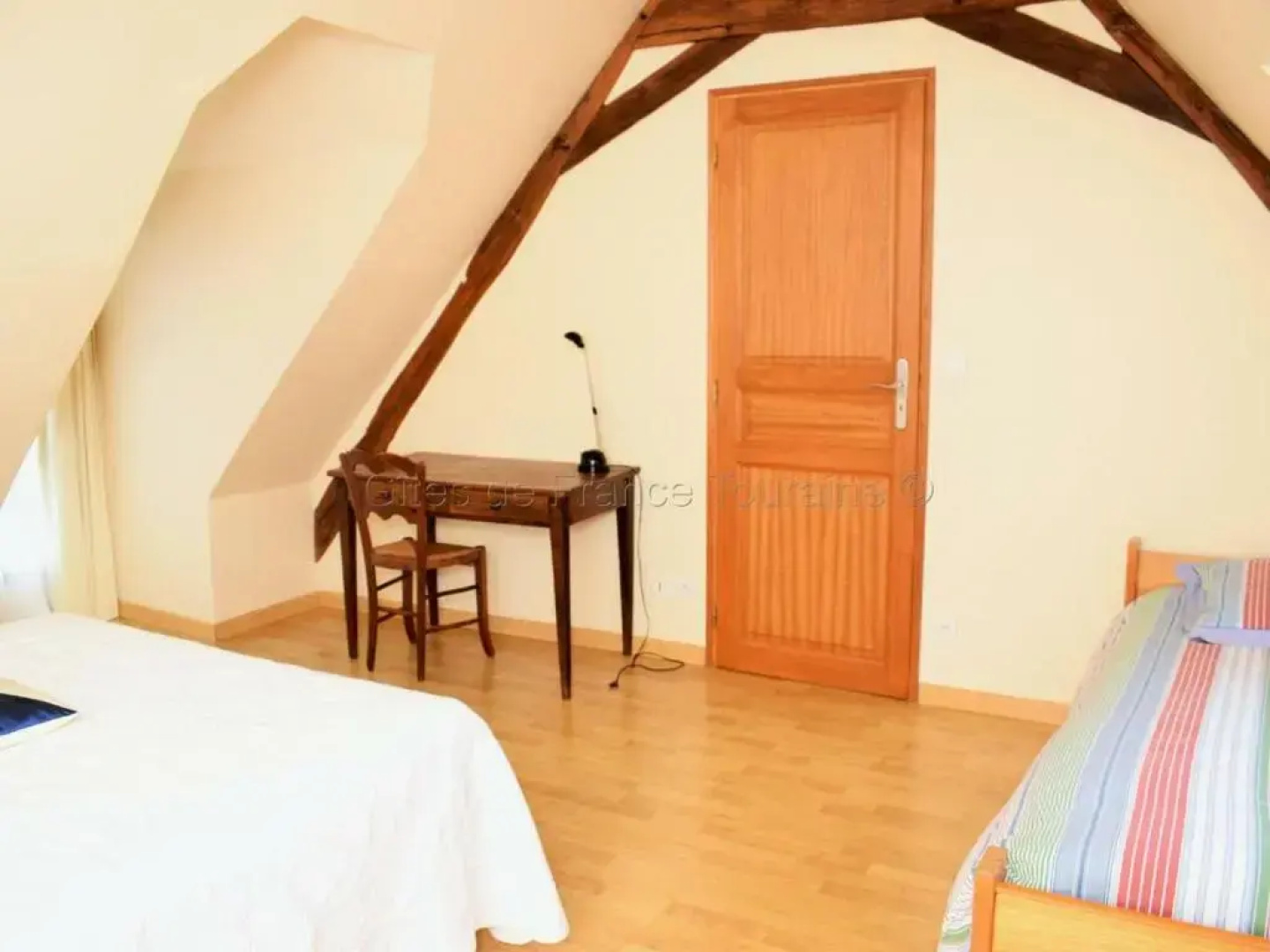 Gîte Betz-le-Château, 4 pièces, 7 personnes - FR-1-381-365
