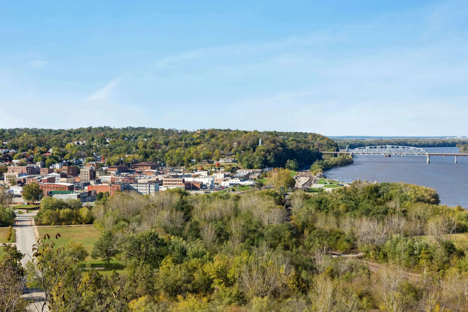 Super 8 by Wyndham Hannibal