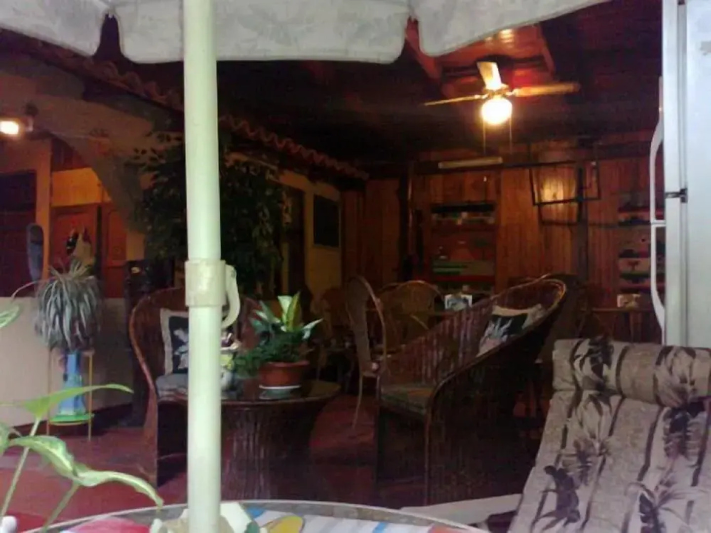 Charly's Place Hotel