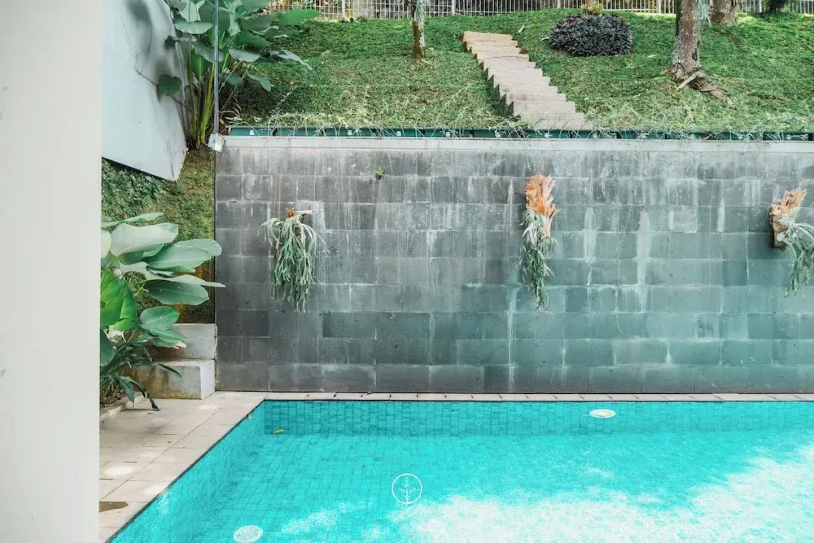 Jasmine Cozy Villa 3 BR Heated Pool and Billiard