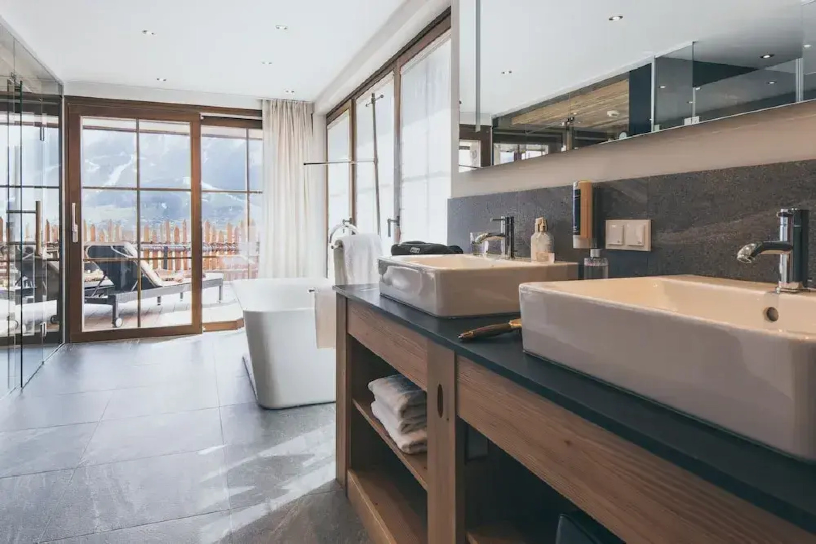 Apart-Hotel PURE Lermoos