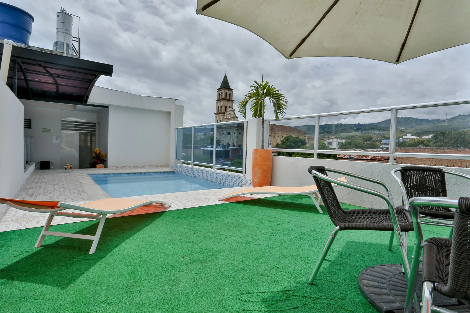 Casablanca Hotel, RestoBar, Catering, Events & Tourism in Garzón