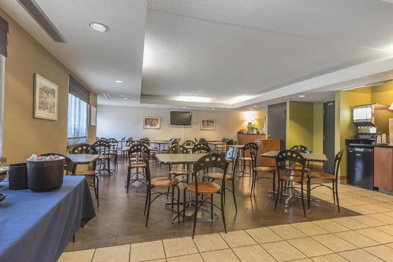 Quality Suites Whitby