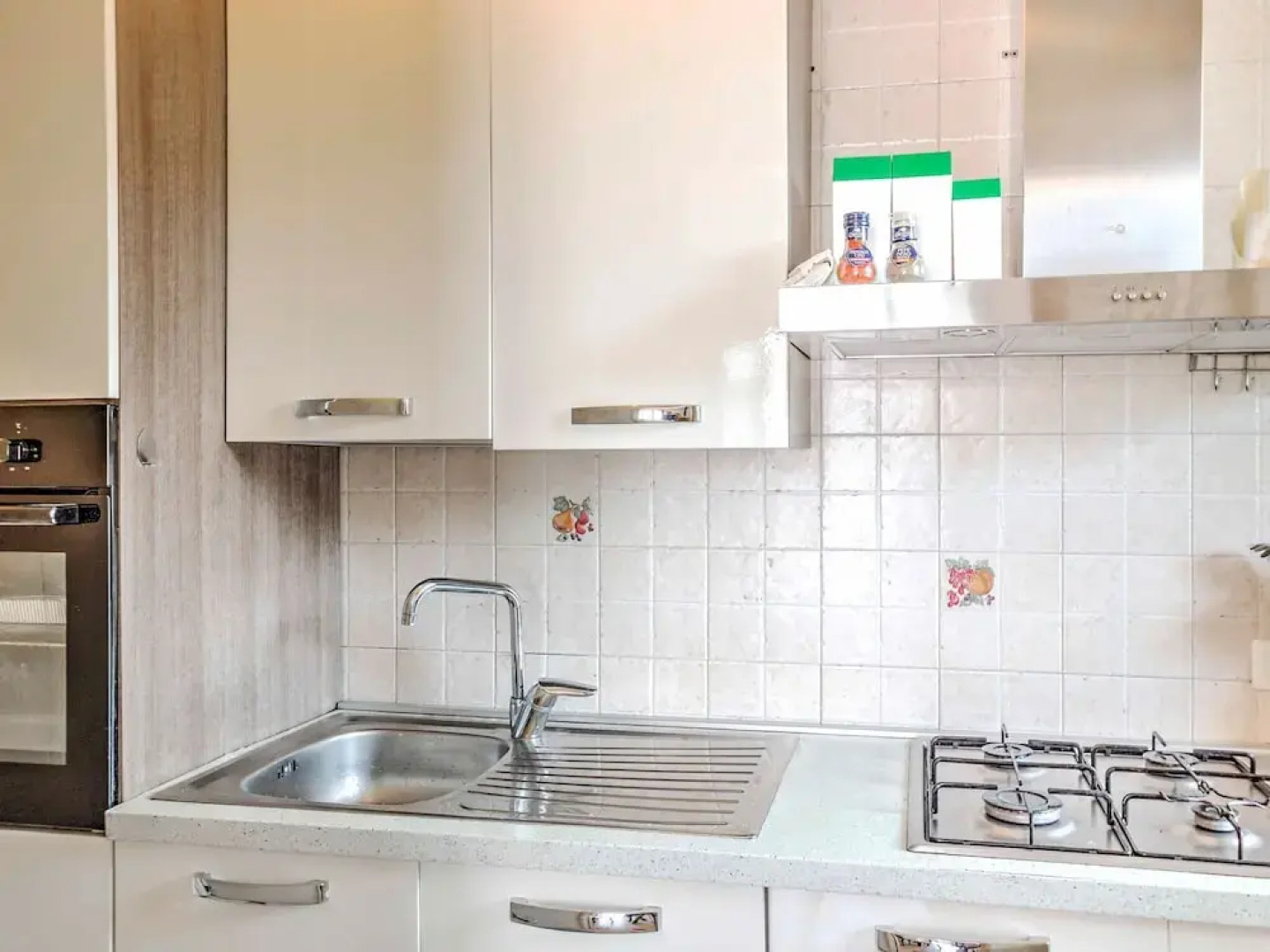 Pleasant Villa in Trani with Barbecue