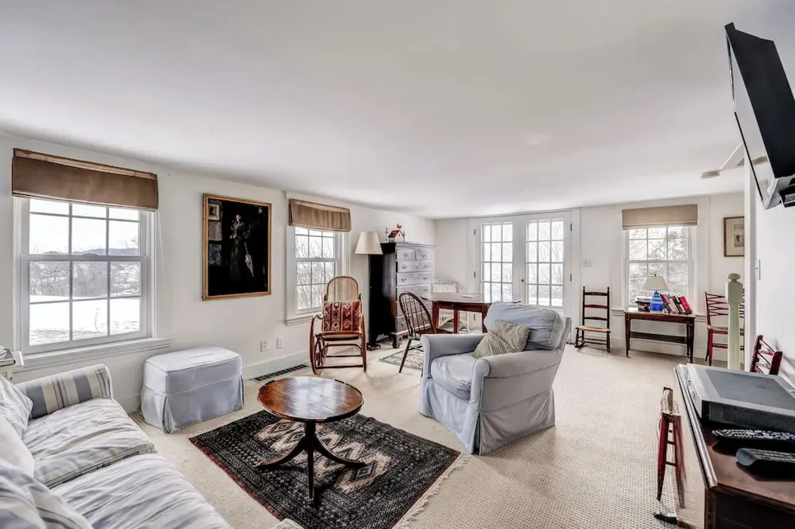 Ipswich Cottage: Beautiful Views, 5 Mins to Beach