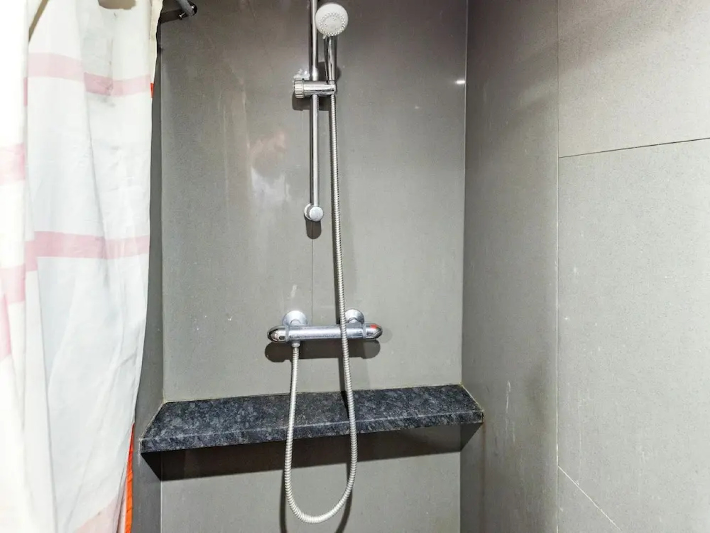 Appealing Chalet in Westouter With Garden