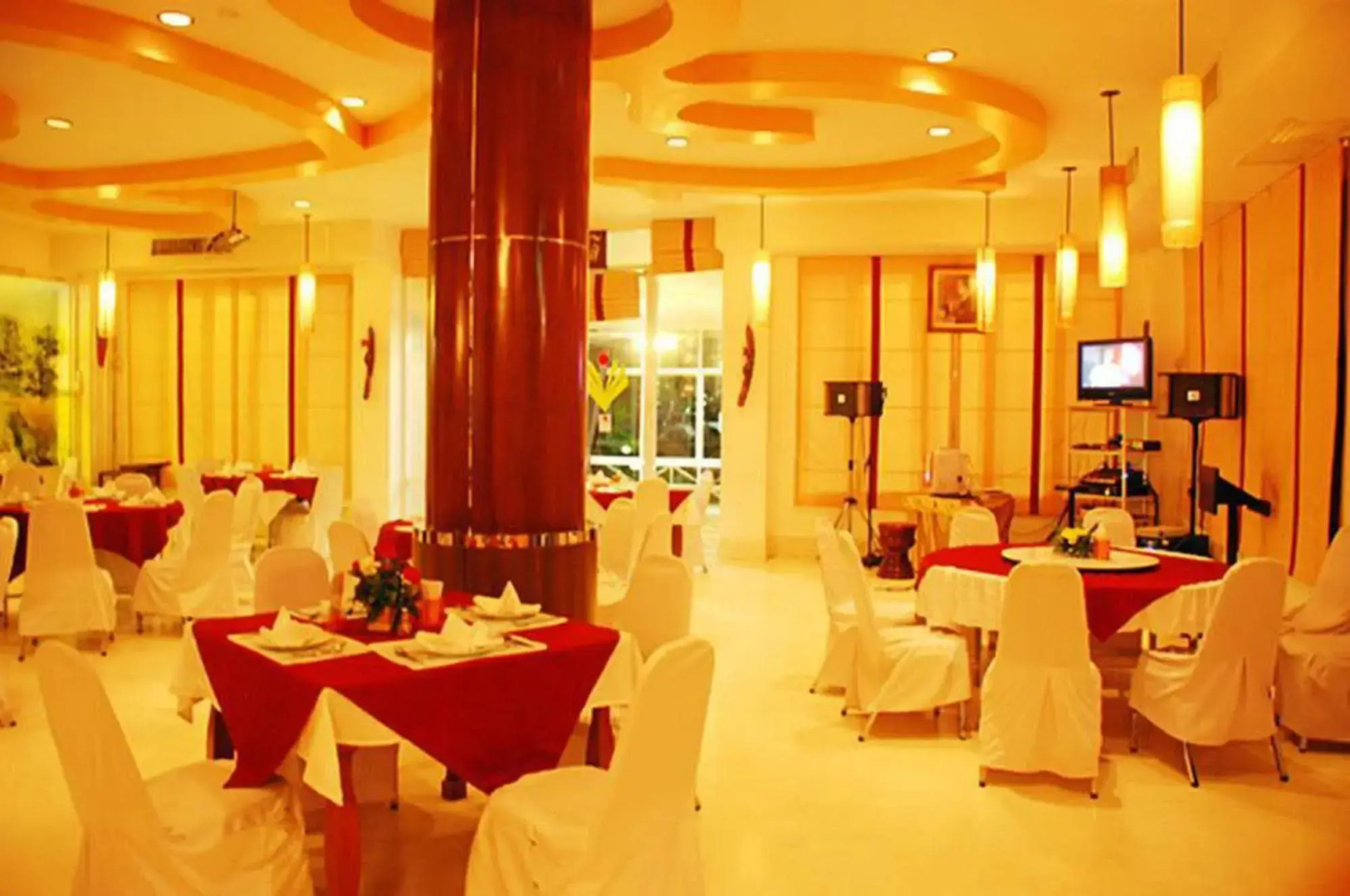 Grand Hill Resort and Spa