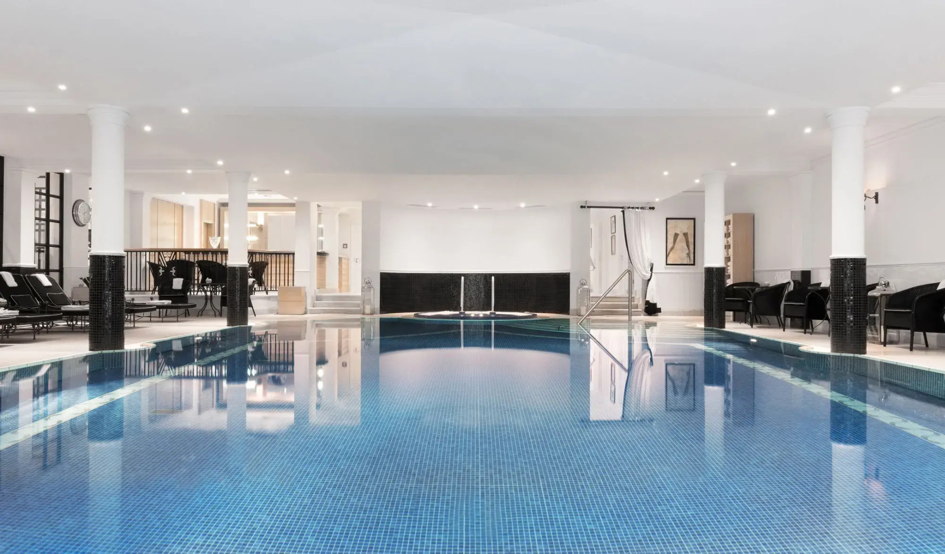 Schlosshotel Berlin By Patrick Hellmann