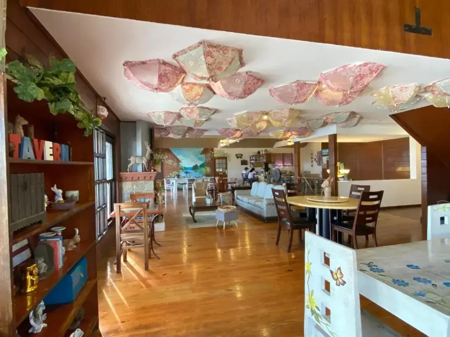 The Lakeview Suites