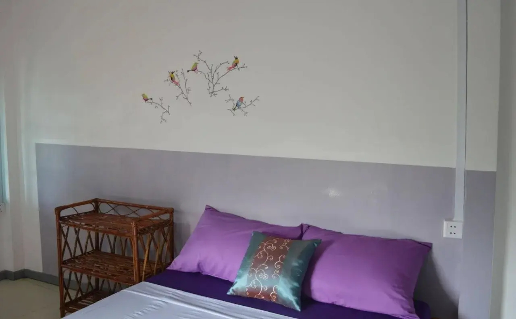 Laluna Bungalows & Restaurant