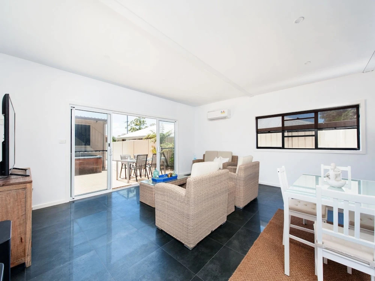 Tomaree Road, 58, Shoally Loft