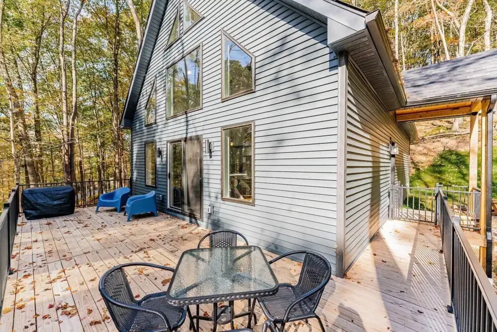 New Wintervue Home With Fireplace - Pet Friendly