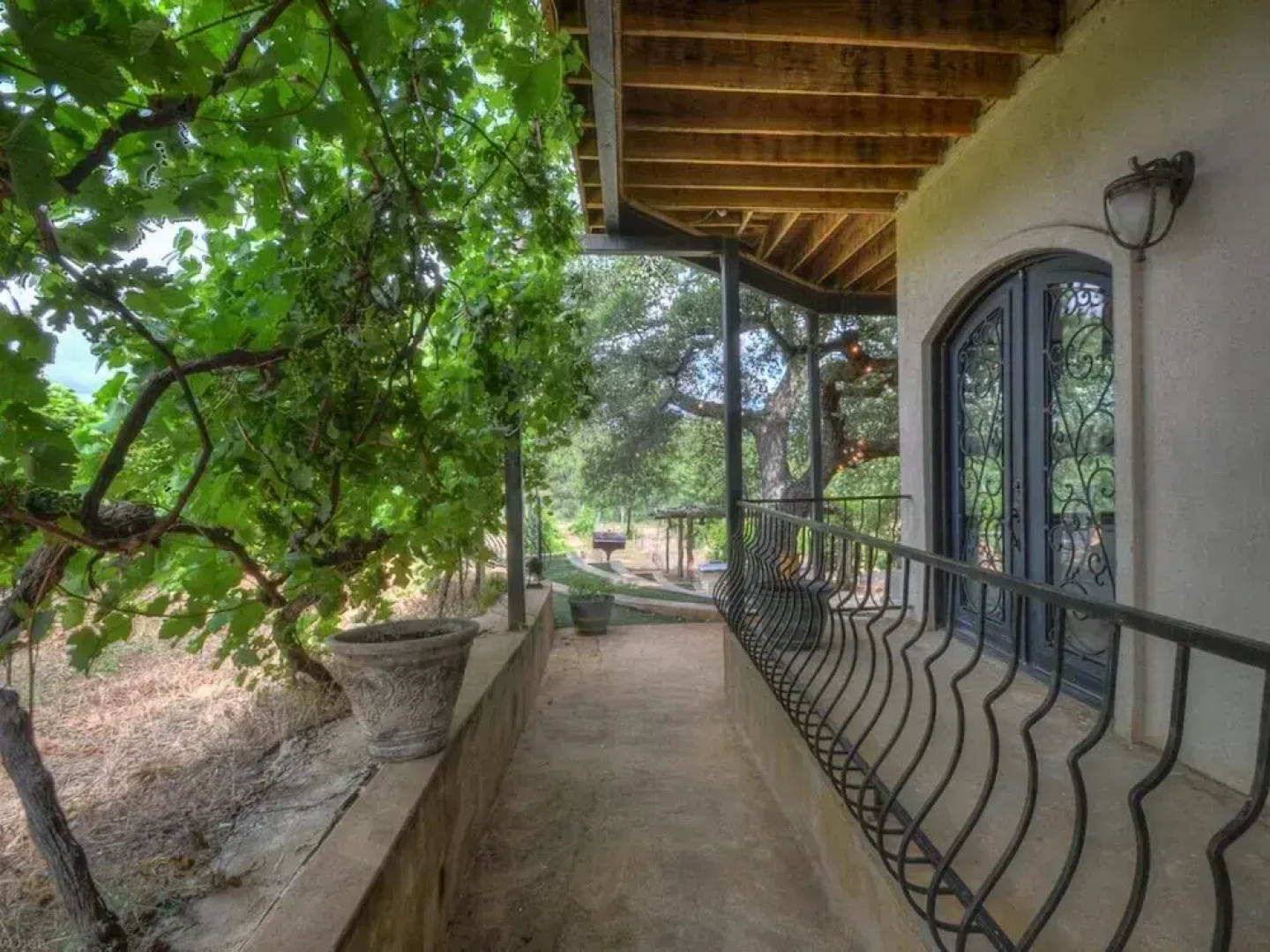 The Vineyard B&B at Lost Creek Ranch