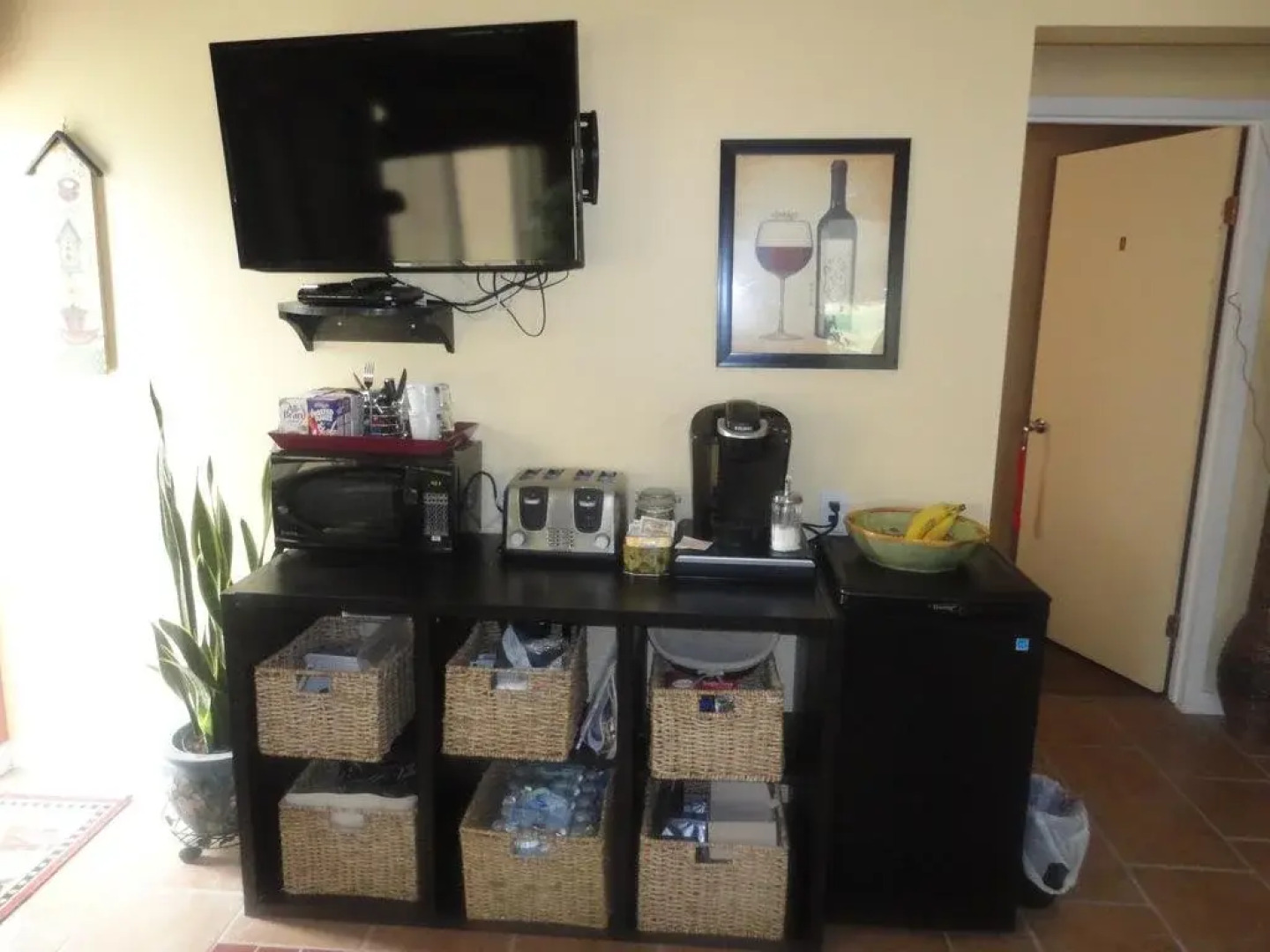 Vintage Merlot Bed and Breakfast