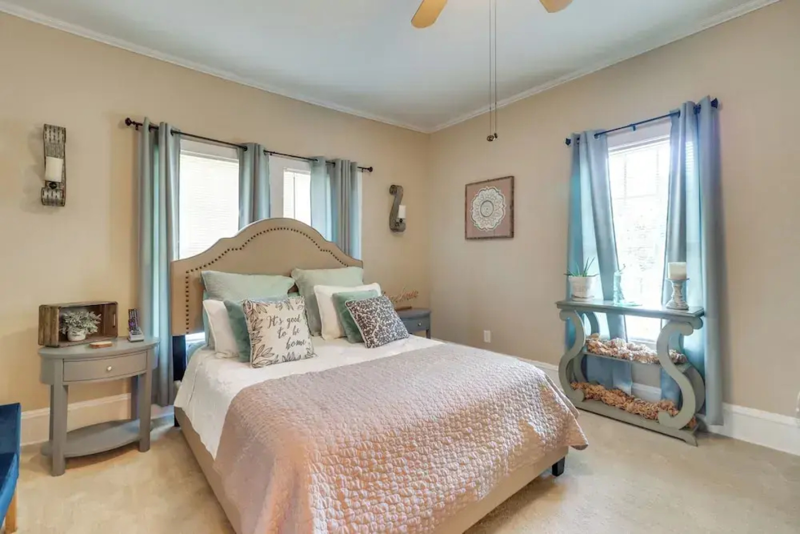 Updated Farmhouse w/ Yard, 10 Mi to Dtwn Atlanta