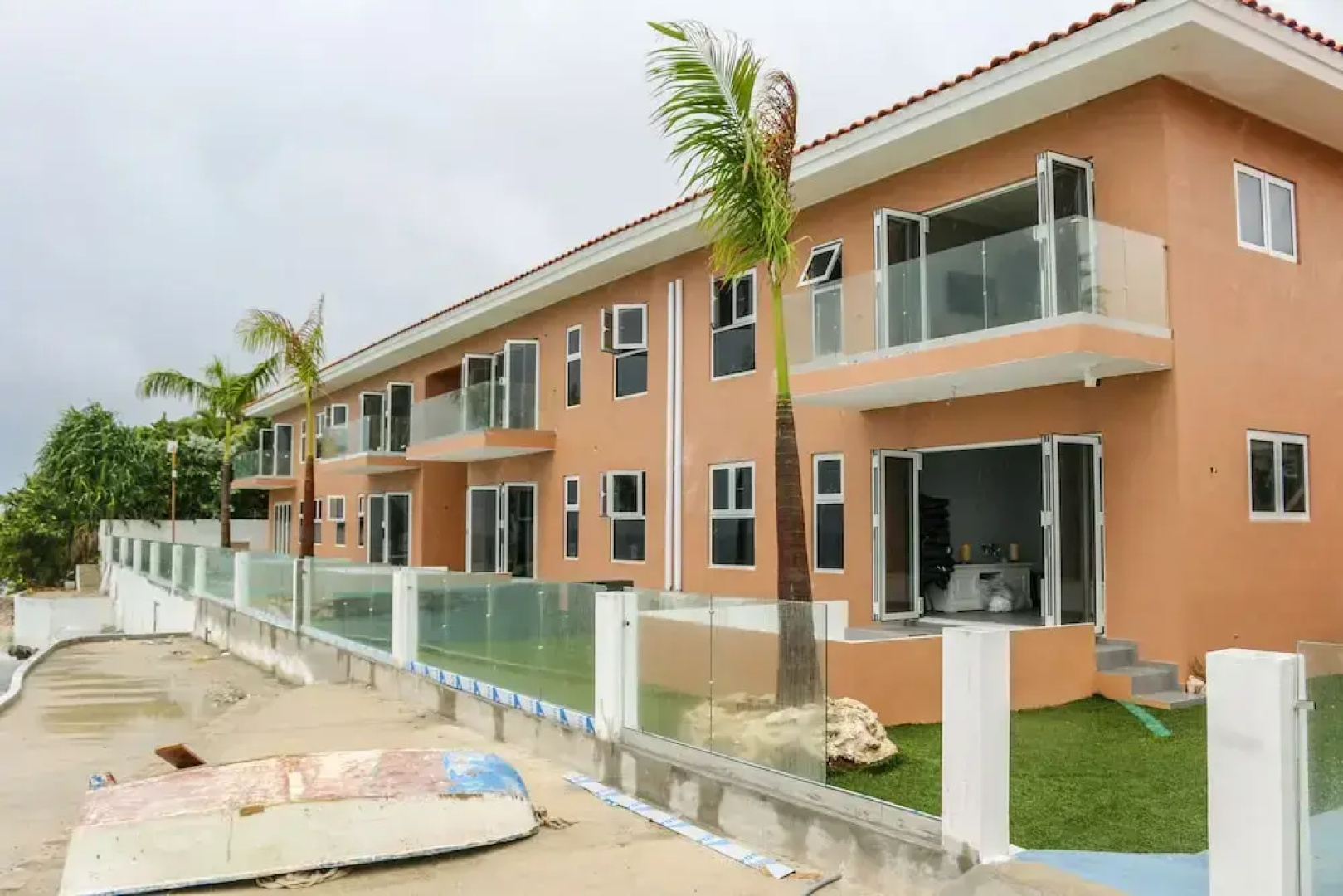 Seaview Resort  Boca Sami