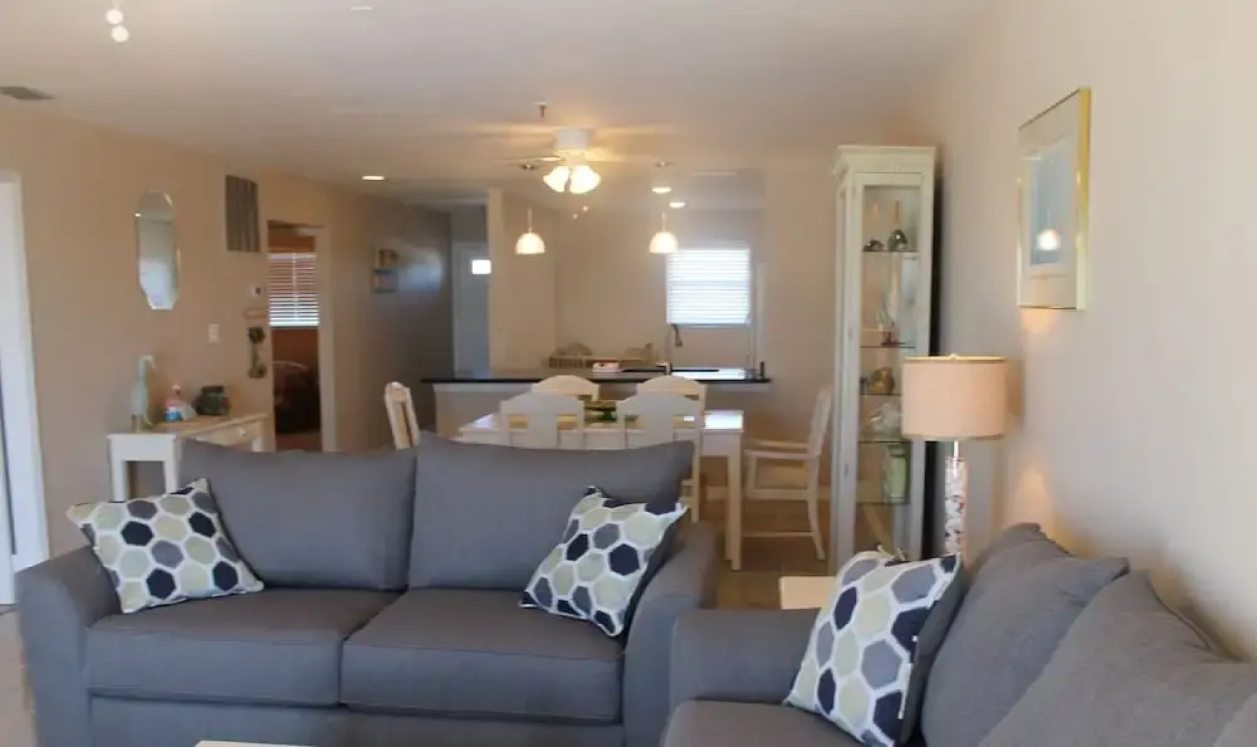 Sea Breeze 303 Apartment