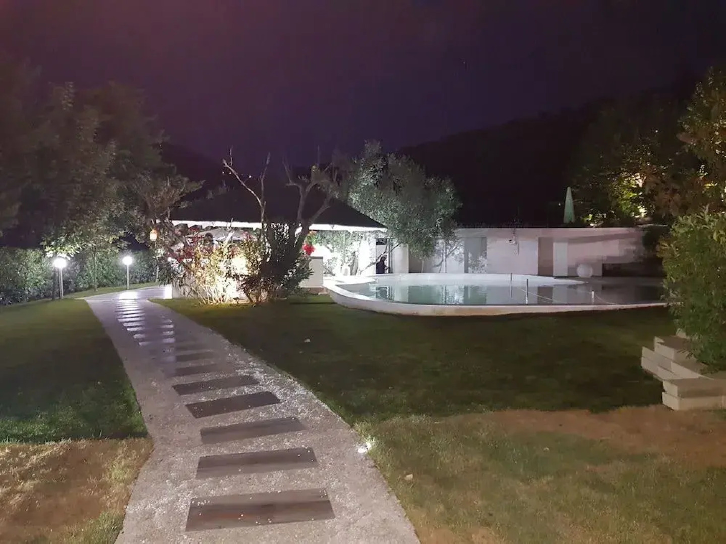 Country House LIsola Che Non C