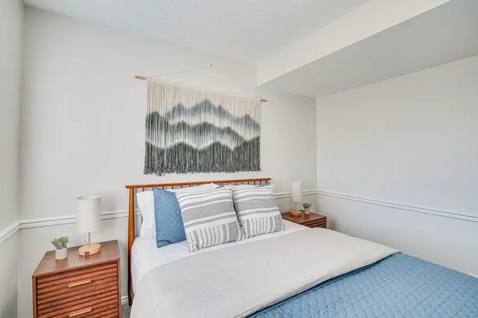 Stylish Orem Retreat w/ Deck, Near BYU & Uvu!